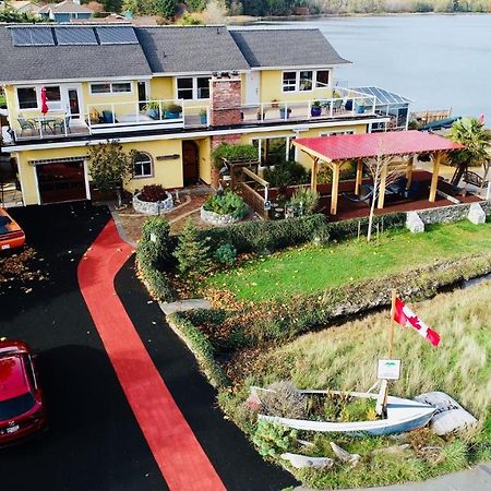 Birds Of A Feather Victoria Oceanfront Studio Suites Colwood Exterior foto