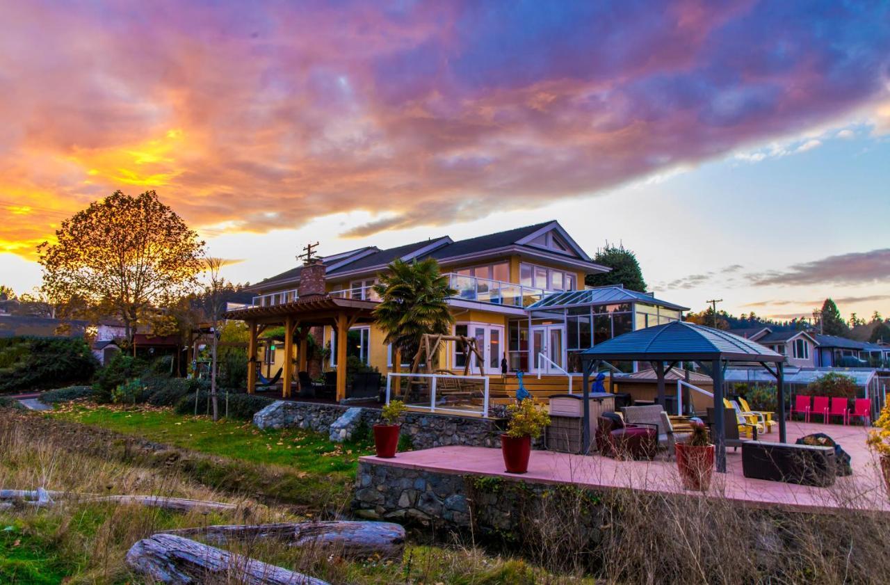 Birds Of A Feather Victoria Oceanfront Studio Suites Colwood Exterior foto