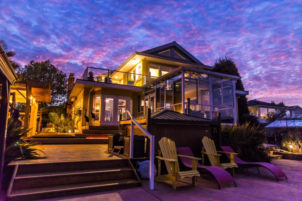 Birds Of A Feather Victoria Oceanfront Studio Suites Colwood Exterior foto